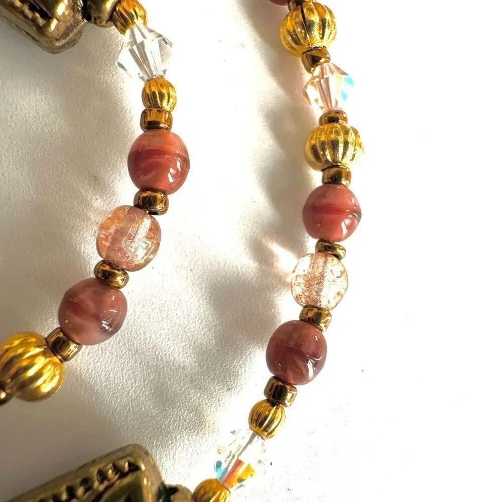 Gold tone crystal beaded necklace - Picture 4 of 8